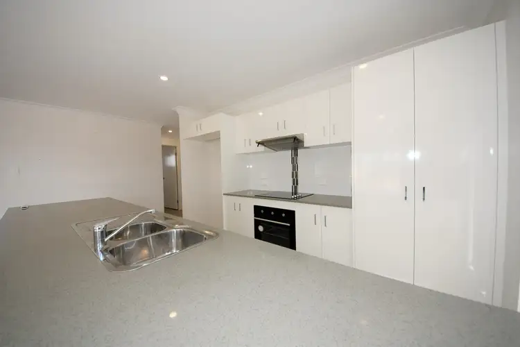 Sixth view of Homely house listing, 10 Kent Court, Gracemere QLD 4702
