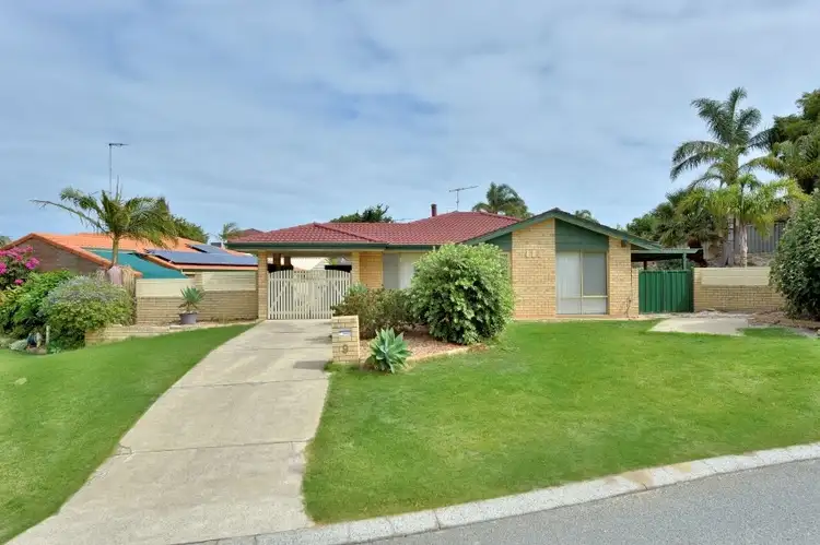 9 Tarata Close, Halls Head WA 6210