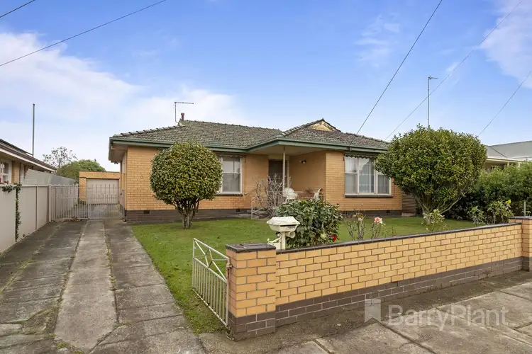 Main view of Homely house listing, 5 Hastings Street, Wendouree VIC 3355