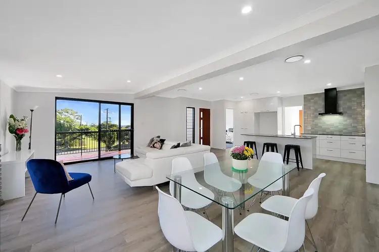 18 Jacobsen Outlook, Urraween QLD 4655