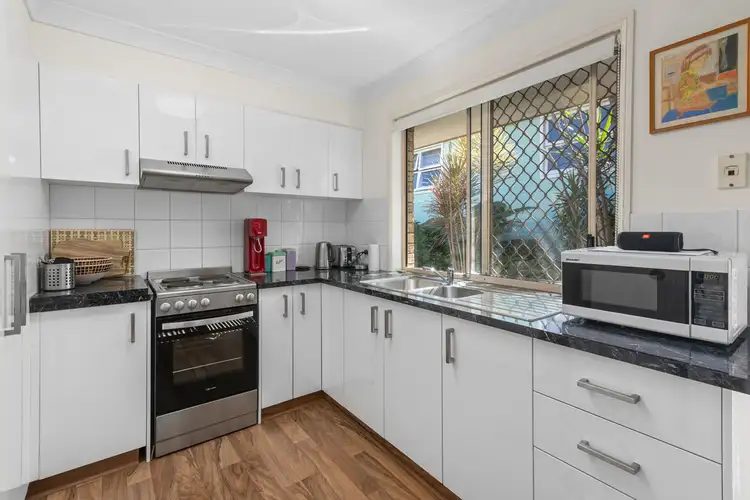 Third view of Homely semi-detached listing, 1/25 Evandale Crescent, Miami QLD 4220