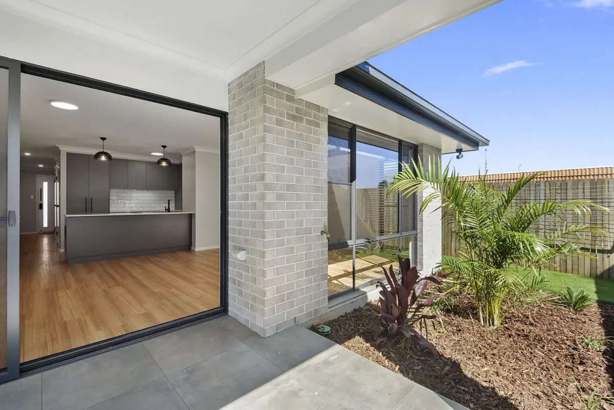 Main view of Homely unit listing, 3/27 McGregor Street, Wilsonton QLD 4350