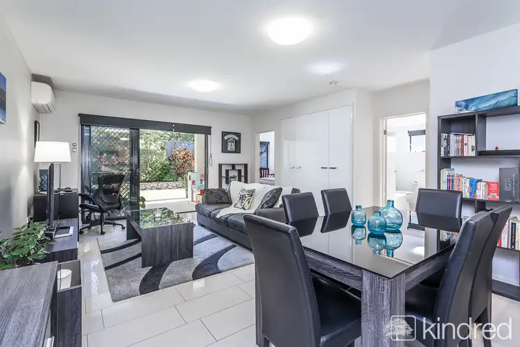 2/57 Birdwood Street, Zillmere QLD 4034