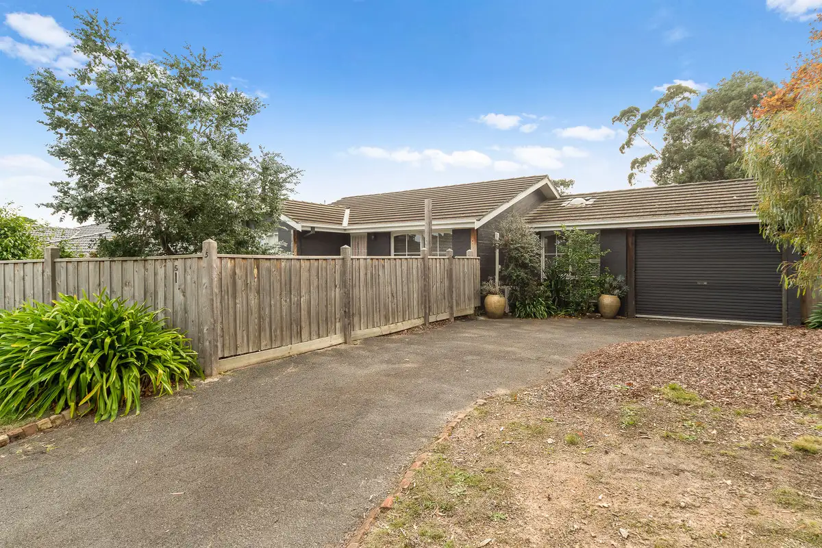 Main view of Homely unit listing, 1/5 Bambra Street, Mount Eliza VIC 3930