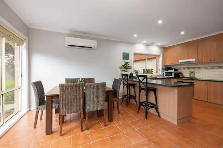 Fifth view of Homely house listing, 4 Penny Lane, Berwick VIC 3806