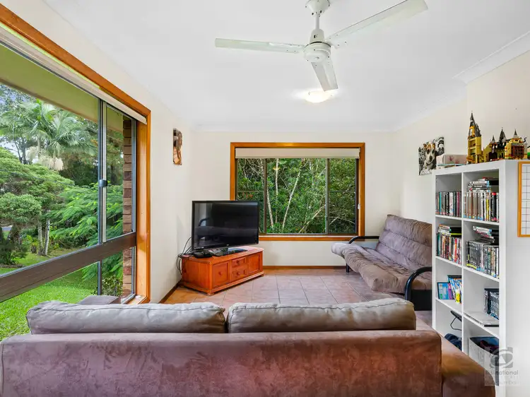 63 Malabar Avenue, Uki NSW 2484