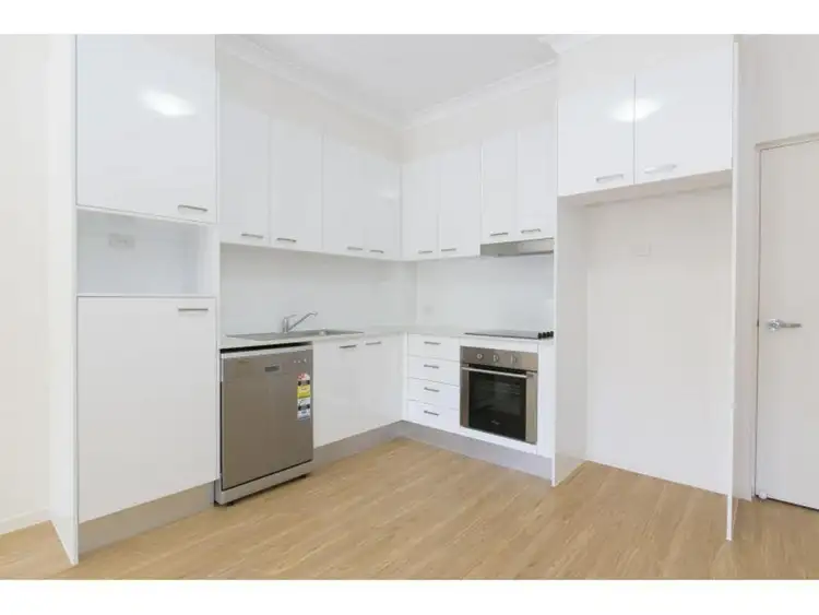 Fifth view of Homely unit listing, 4/11 Lyons Terrace, Windsor QLD 4030