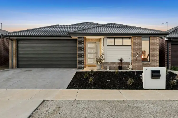 10 Baratheon Road, Charlemont VIC 3217
