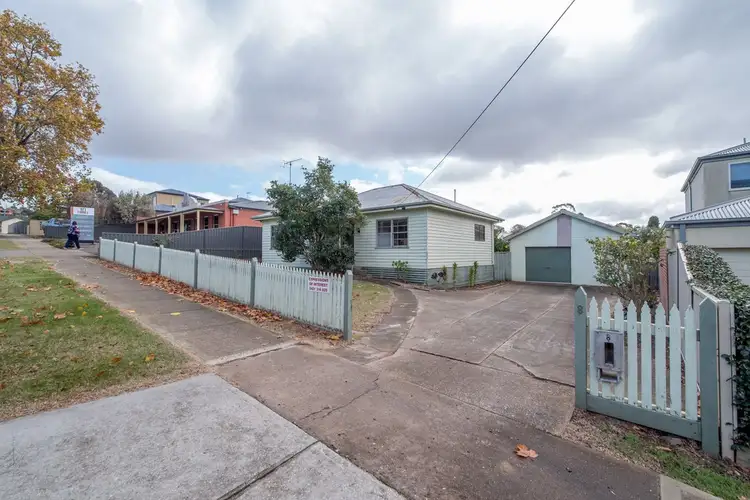 8 Turner Street, Bacchus Marsh VIC 3340
