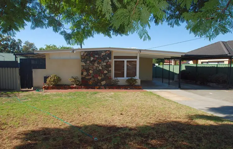 3 Cromer Place, Lynwood WA 6147
