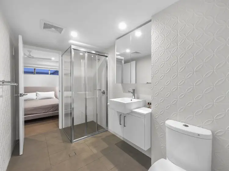 Fifth view of Homely apartment listing, 16/15 Besham Parade, Wynnum QLD 4178