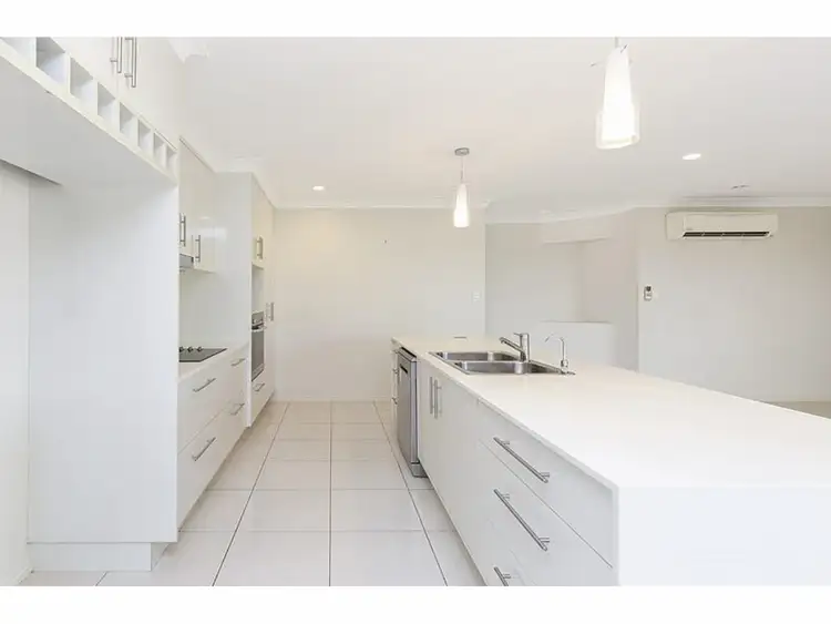 Fifth view of Homely house listing, 10 Hawkhurst Place, Kirwan QLD 4817