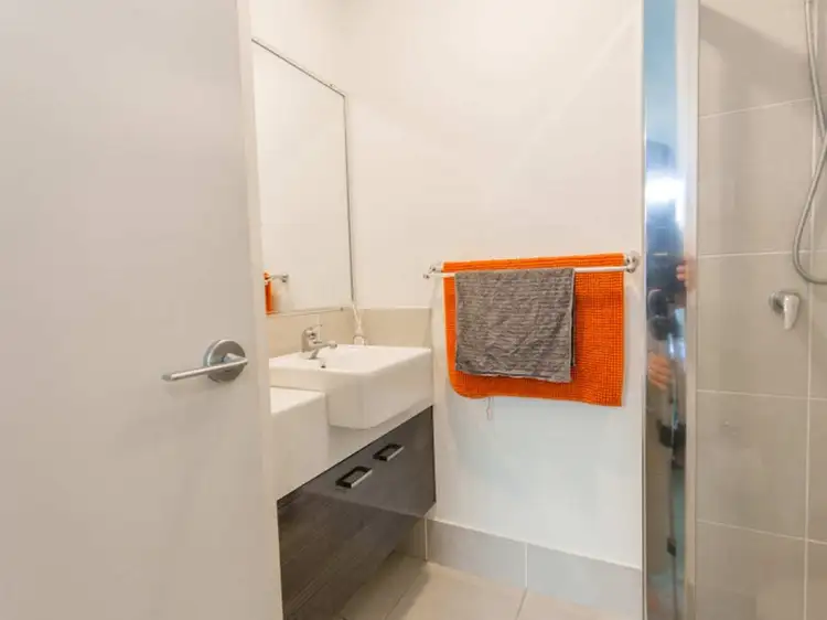Sixth view of Homely unit listing, 17/8 Hillcrest Street, Emerald QLD 4720