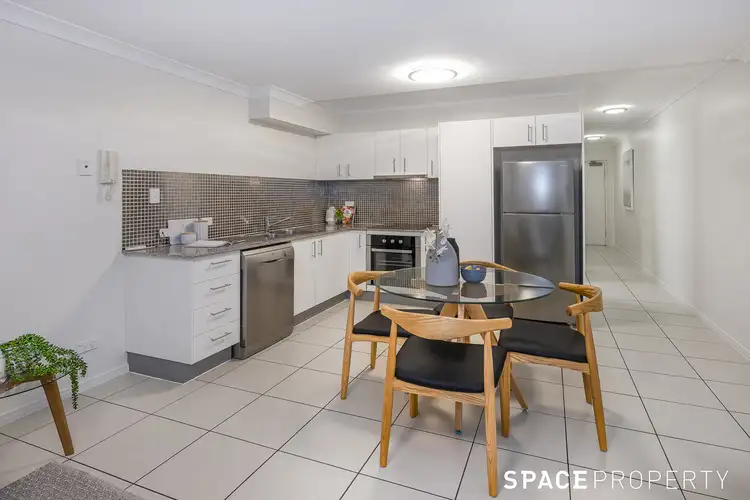 Third view of Homely apartment listing, 1/505 Boundary Street, Spring Hill QLD 4000