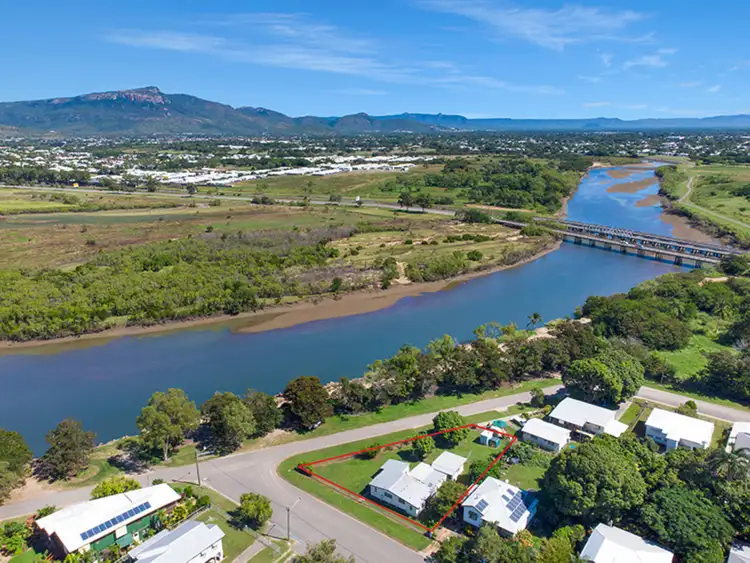 Second view of Homely house listing, 118 Tenth Avenue, Railway Estate QLD 4810