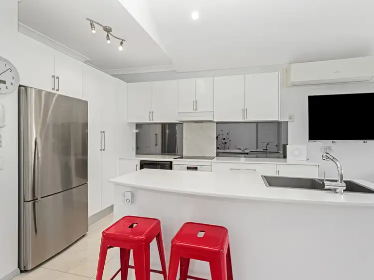 30/34 Albicore Street, Mermaid Waters QLD 4218