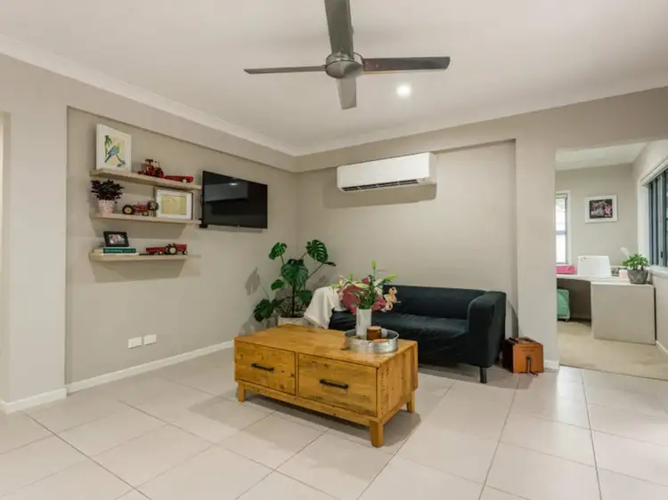 Sixth view of Homely house listing, 35 Newman Drive, Emerald QLD 4720