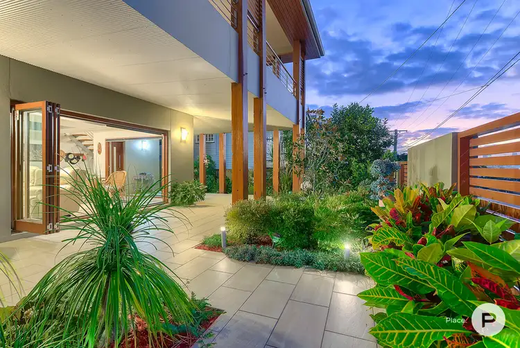 95 Lloyd Street, Camp Hill QLD 4152