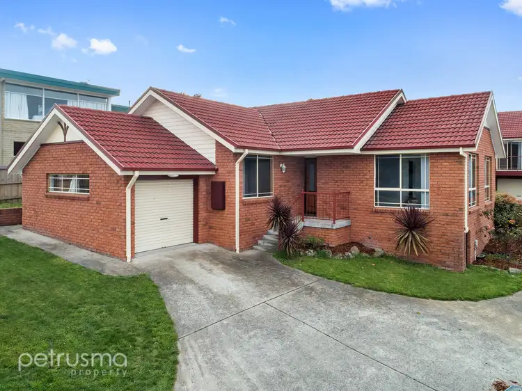 1/2B Carita Road, Blackmans Bay TAS 7052