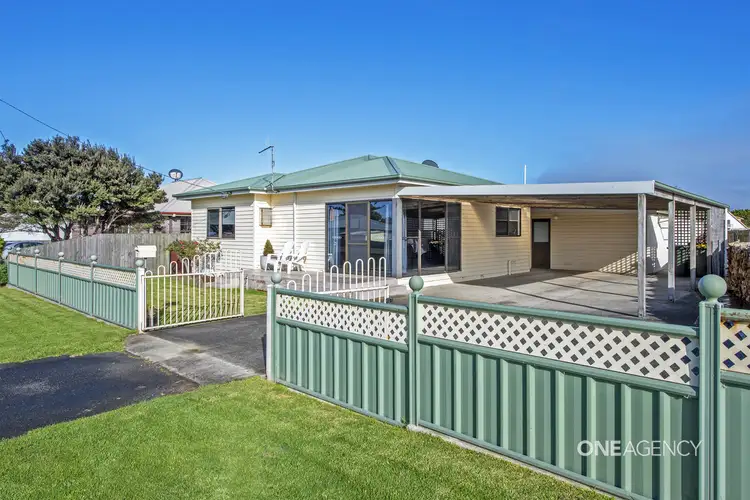 3 Albert Street, Stanley TAS 7331