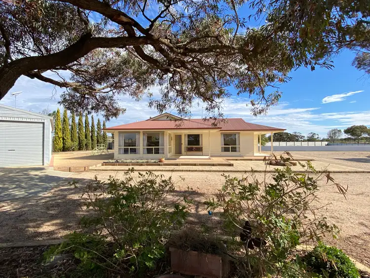 6 Chalmers Road, Port Neill SA 5604