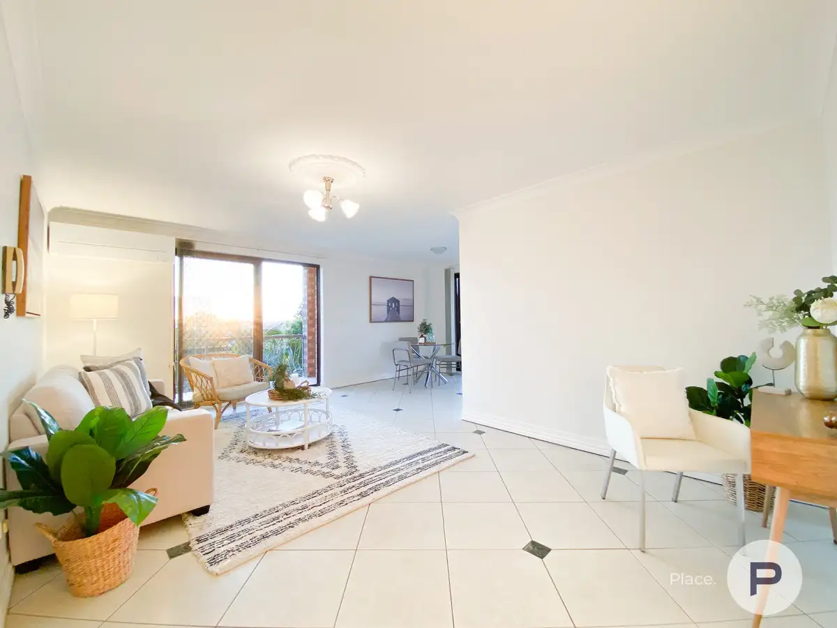 Main view of Homely unit listing, 1/43 Hunter Street, Wooloowin QLD 4030