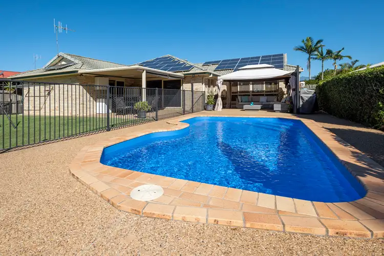 17 Tropicana Drive, Avoca QLD 4670