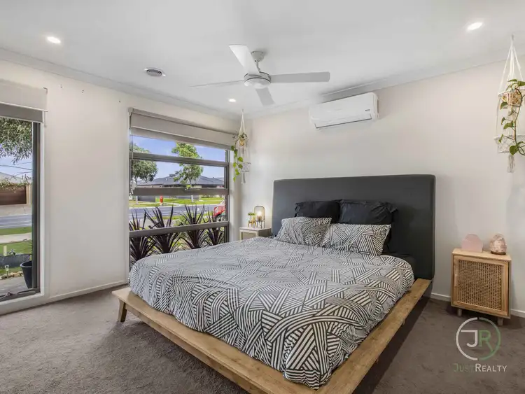 Fifth view of Homely house listing, 58 Elmslie Drive, Cranbourne East VIC 3977