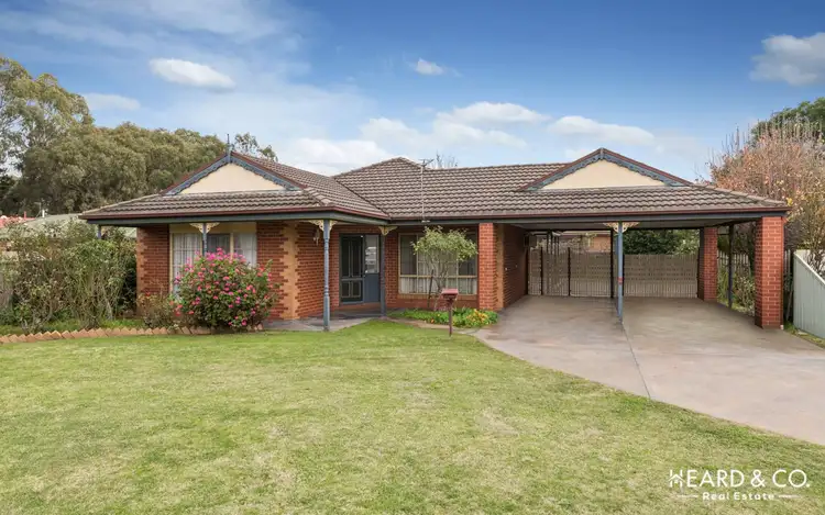12 Laxdale Court, Kangaroo Flat VIC 3555