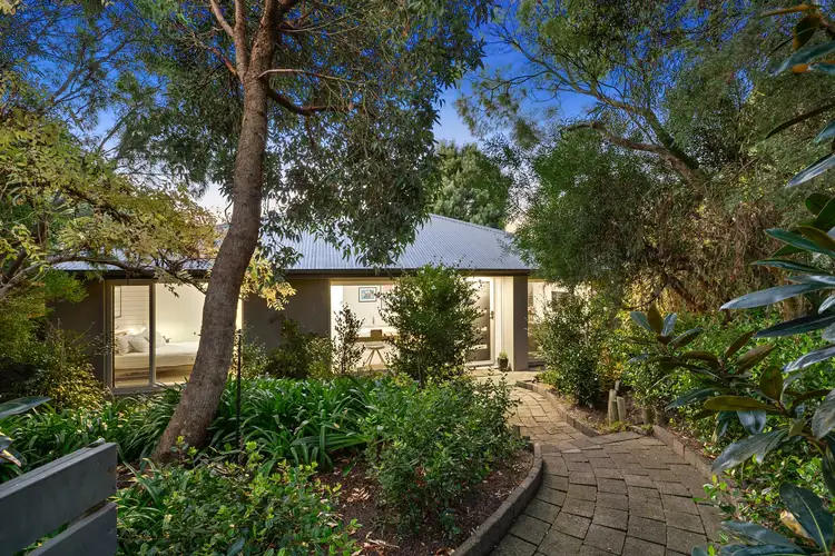 38 Jinchilla Avenue, Frankston South VIC 3199