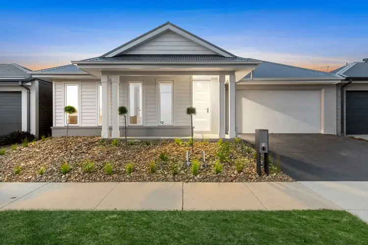 13 Tenterfield Street, Armstrong Creek VIC 3217
