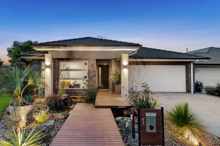 1 Harvey Avenue, Armstrong Creek VIC 3217