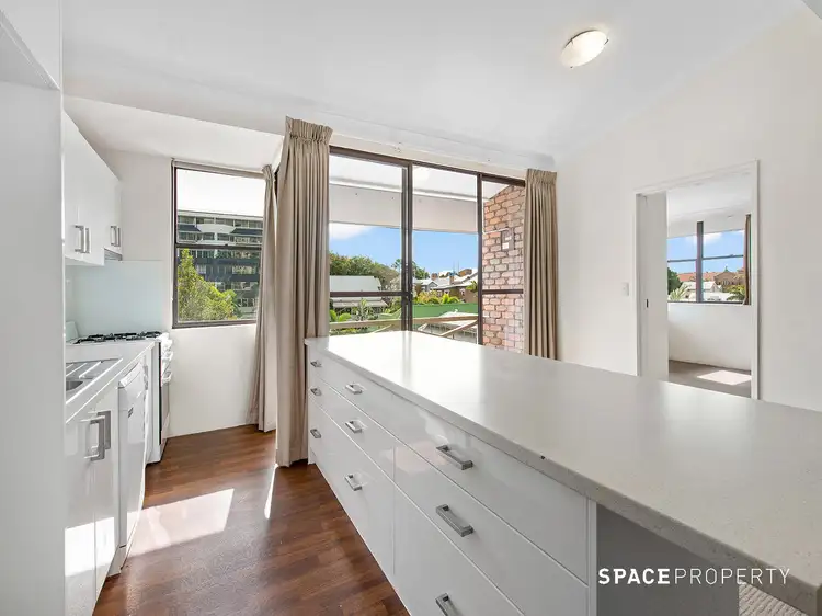 30/20 McConnell Street, Spring Hill QLD 4000