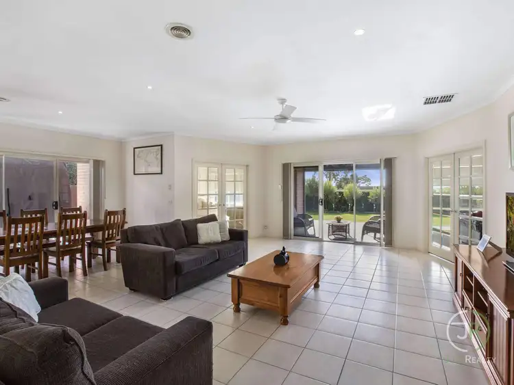 Fourth view of Homely house listing, 8 Lochgreen View, Cranbourne VIC 3977
