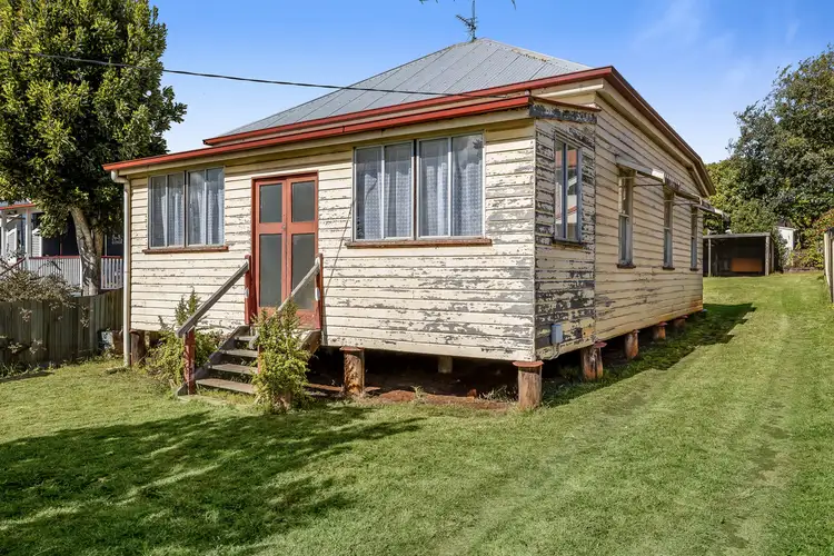 42 Tolmie Street, South Toowoomba QLD 4350