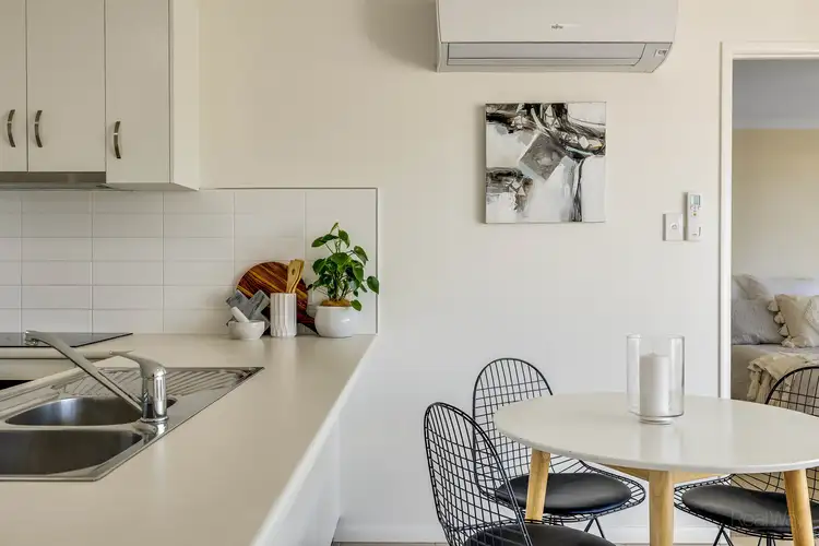 Fifth view of Homely house listing, 2 Lynda Lane, Glenvale QLD 4350