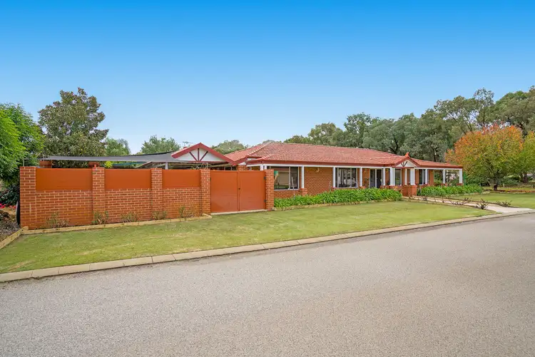 Second view of Homely house listing, 16 Inveraray Close, Canning Vale WA 6155