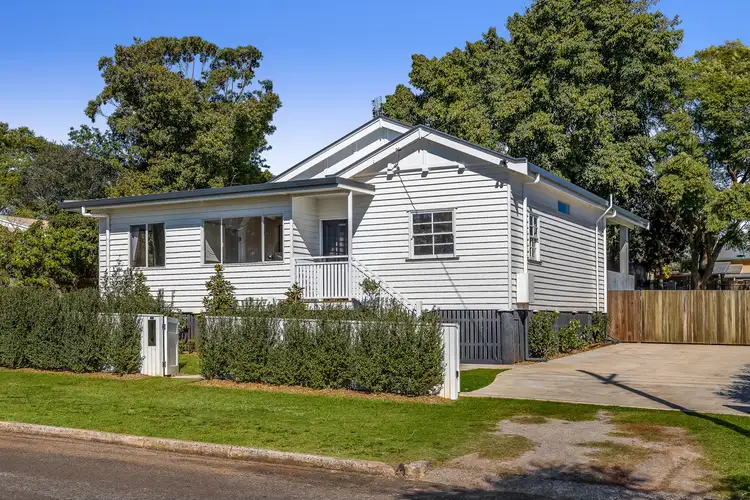 16 Cooper Street, South Toowoomba QLD 4350