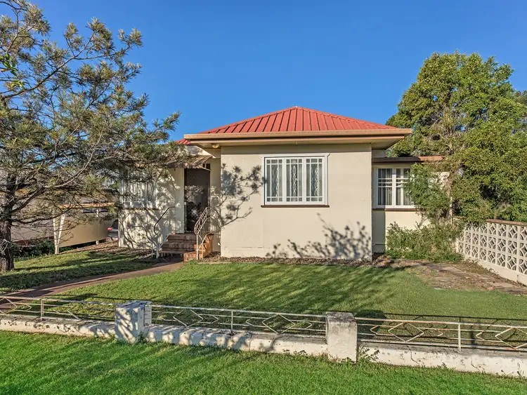 38 Alice Street, Silkstone QLD 4304