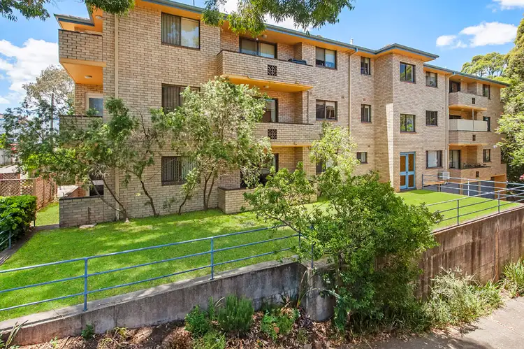 Main view of Homely unit listing, 1/10-12 William Street, Hornsby NSW 2077