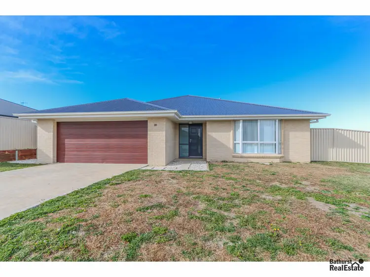 28 Mendel Drive, Kelso NSW 2795