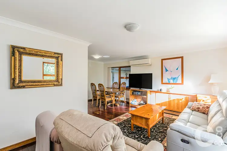 7 Dowling Place, Orelia WA 6167