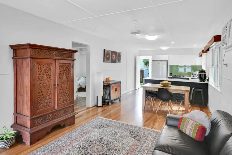 10 James Street, Cairns North QLD 4870