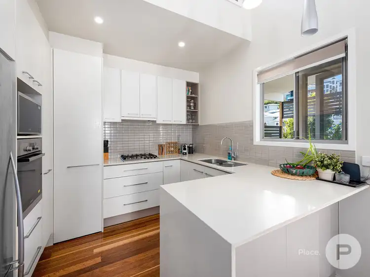Fifth view of Homely townhouse listing, 1/20 Barton Parade, Balmoral QLD 4171