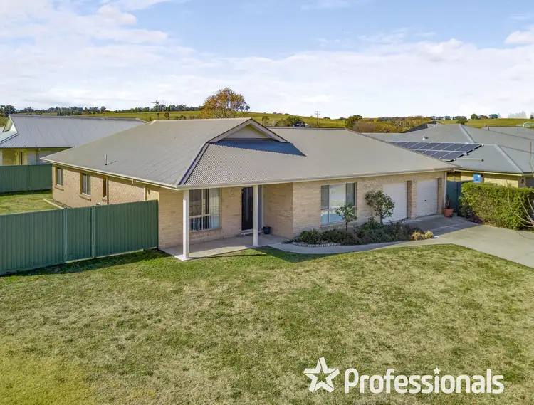 Main view of Homely house listing, 14 Marriott Avenue, Kelso NSW 2795
