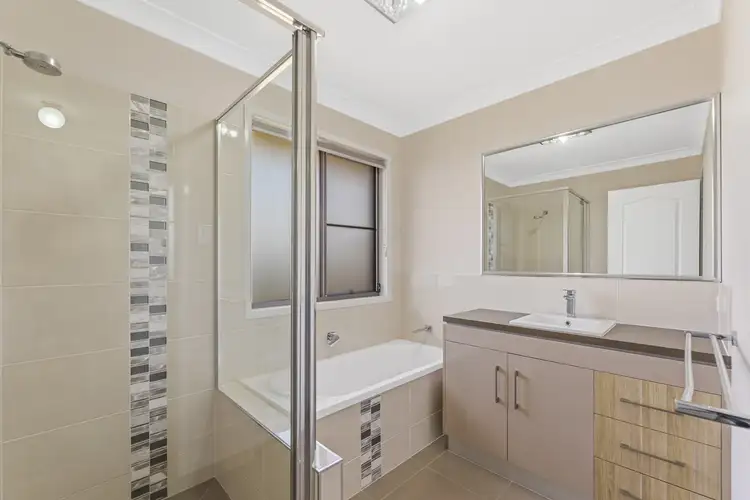 Sixth view of Homely unit listing, 2/10 Owl Court, Kleinton QLD 4352