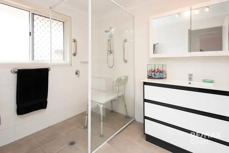 Fourth view of Homely villa listing, 3/176 Oxley Drive, Coombabah QLD 4216