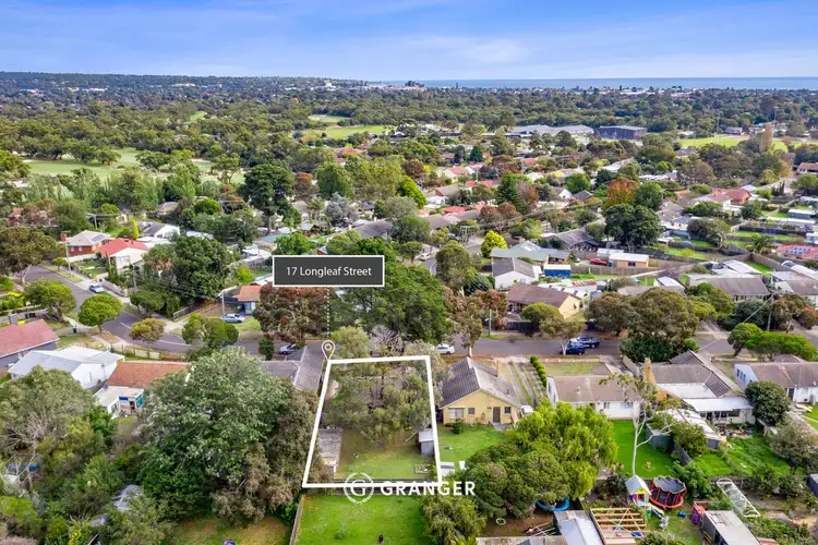 17 Longleaf Street, Frankston North VIC 3200