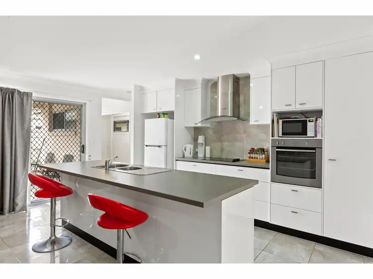 1/2 Finch Avenue, Yeppoon QLD 4703