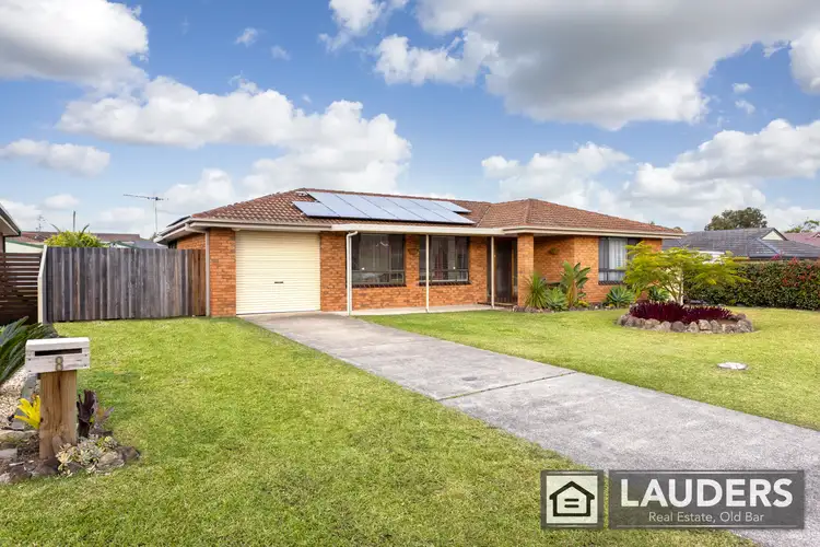8 Joel Drive, Old Bar NSW 2430